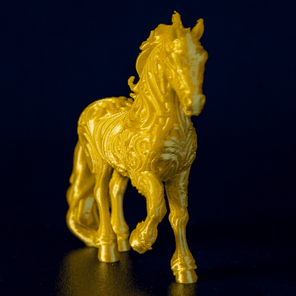 Лошадь золотая статуэтка